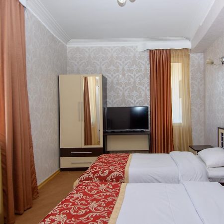 Silk Road Hotel Tbilisi Buitenkant foto